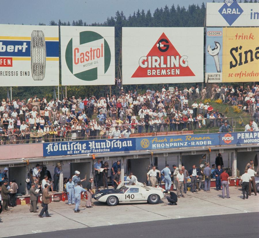 Ford GT40 (Mk I) 1965 года  (фото 12 из 66)